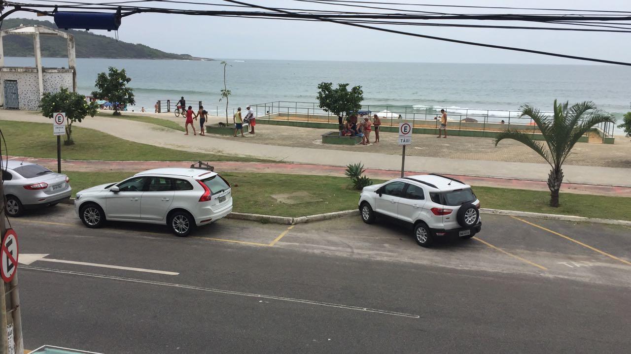 Appartamento Apartamento AVENIDA BEIRA MAR ORLA Guarapari Esterno foto